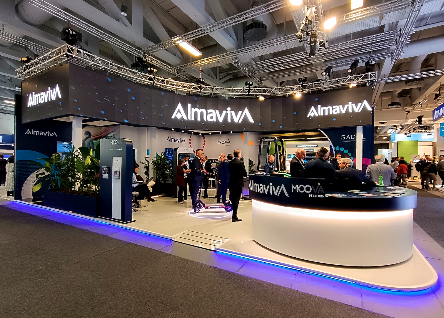 Almaviva a InnoTrans 2024 uno stand che unisce design innovativo e smart mobility